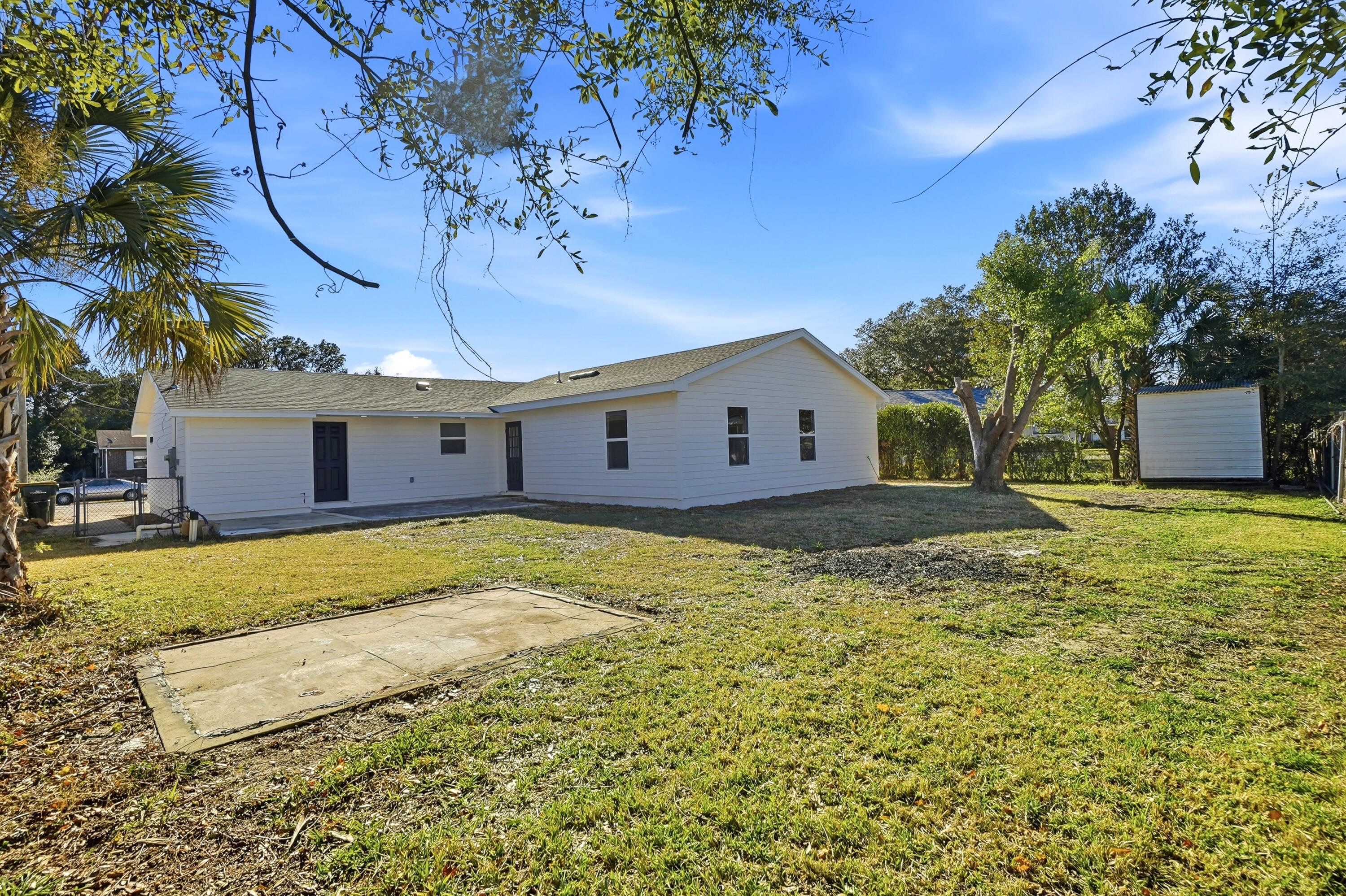 227 NW Katherine Place