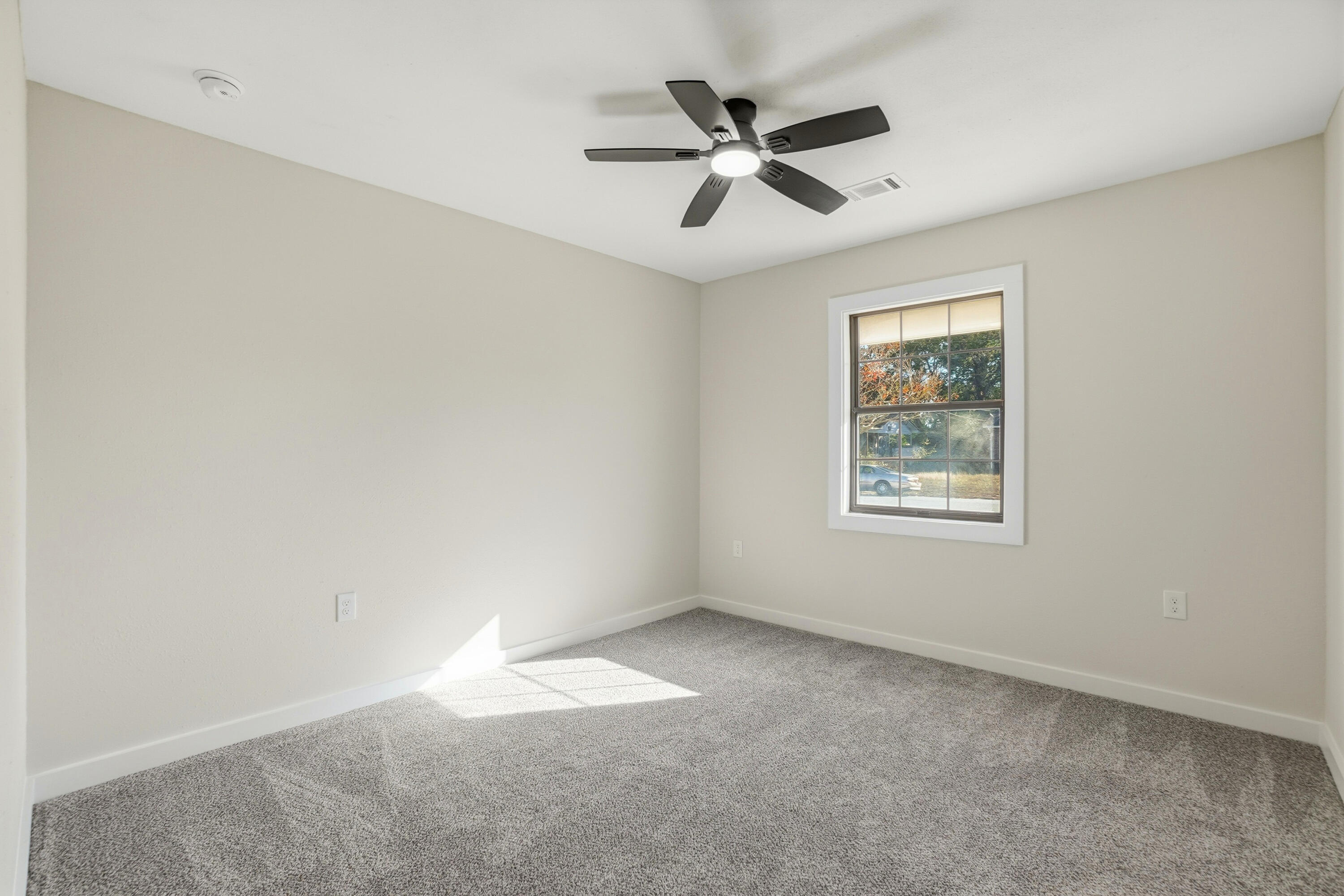 227 NW Katherine Place