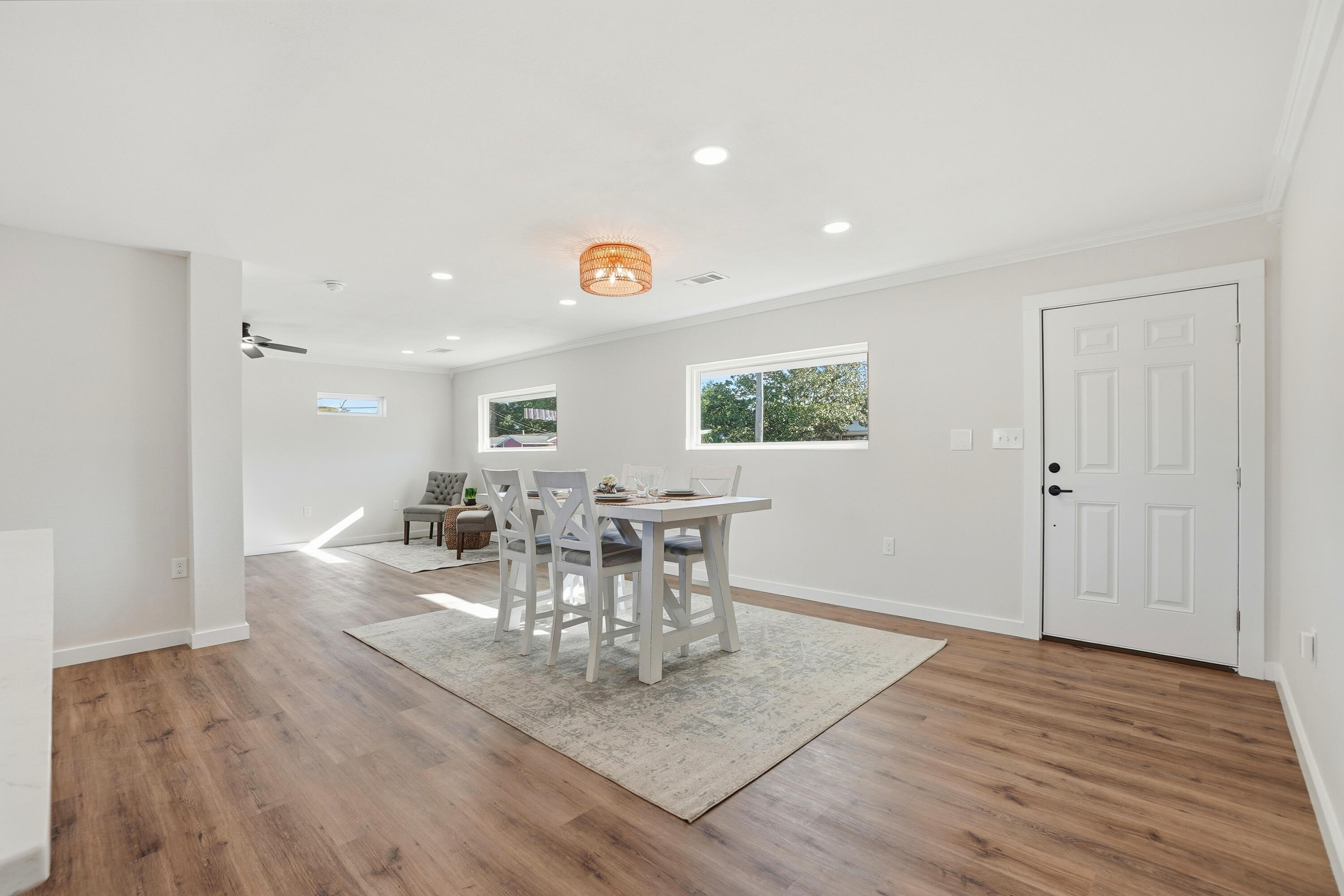 227 NW Katherine Place