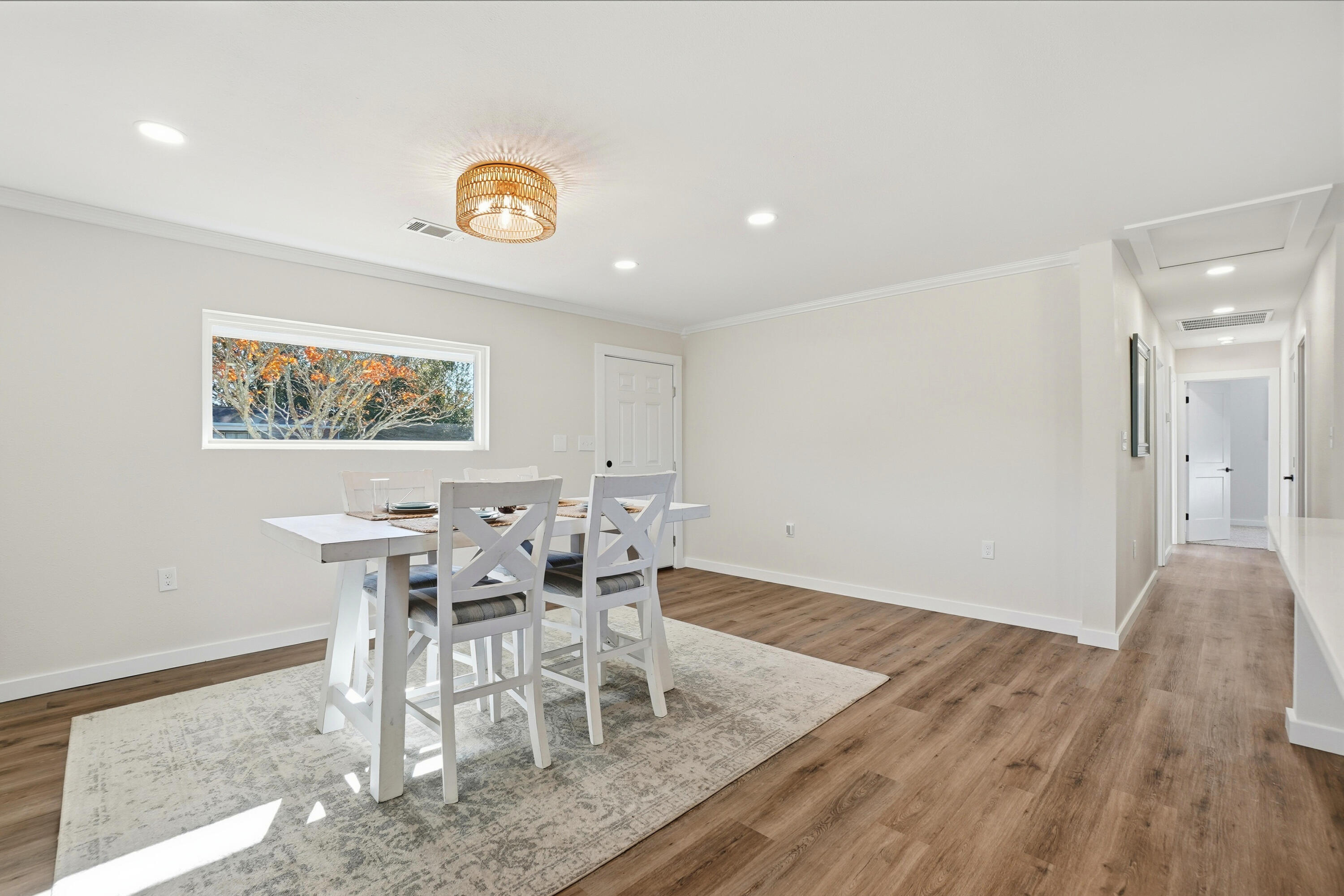 227 NW Katherine Place