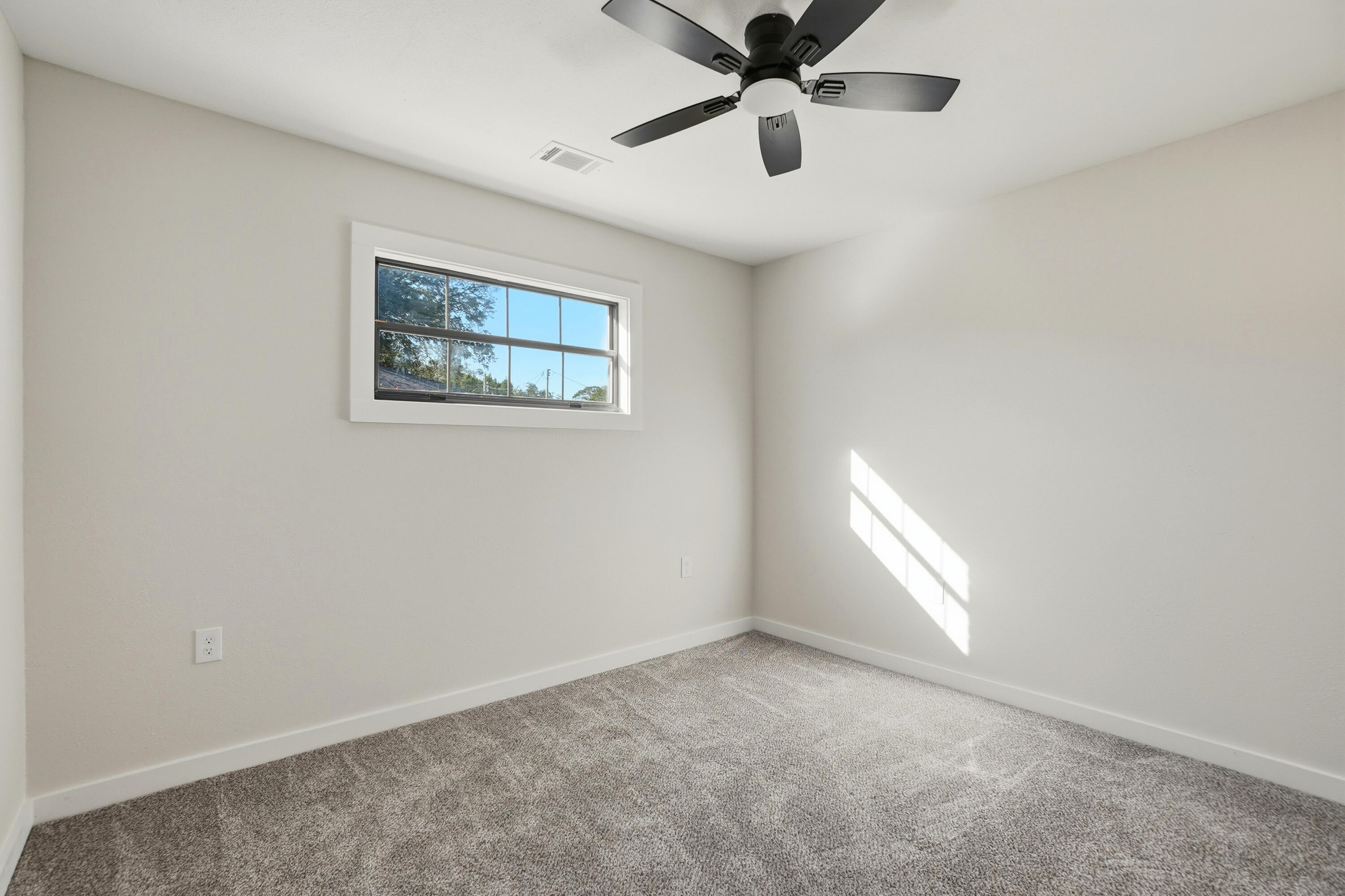 227 NW Katherine Place