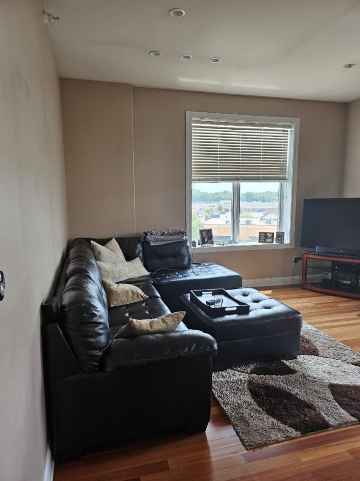 1200 Foxdale Drive Unit: 302