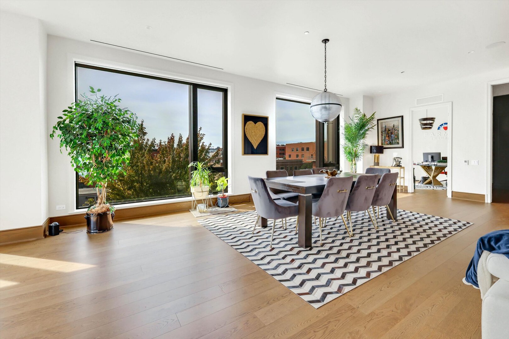 21 N May Street Unit: 501
