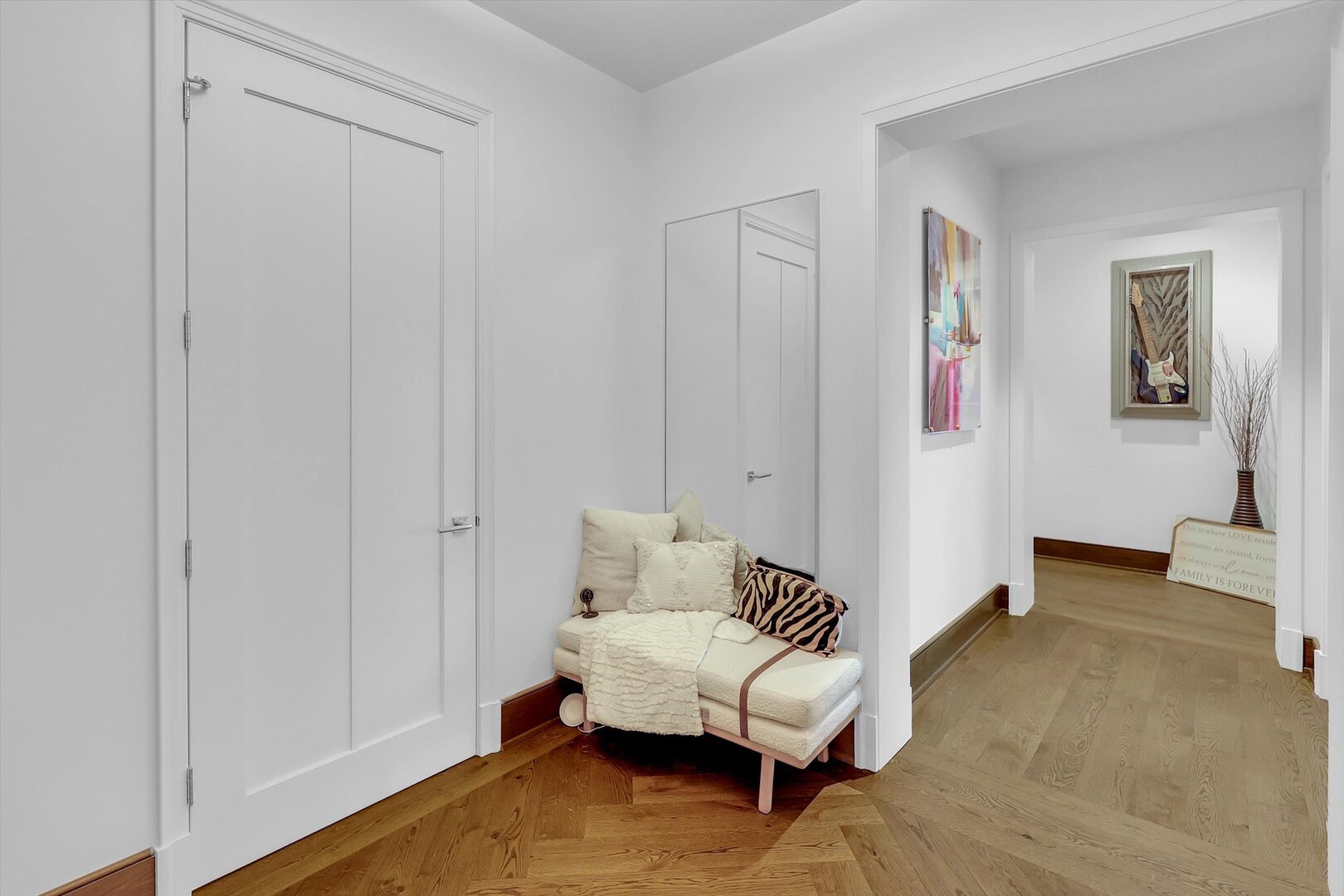 21 N May Street Unit: 501