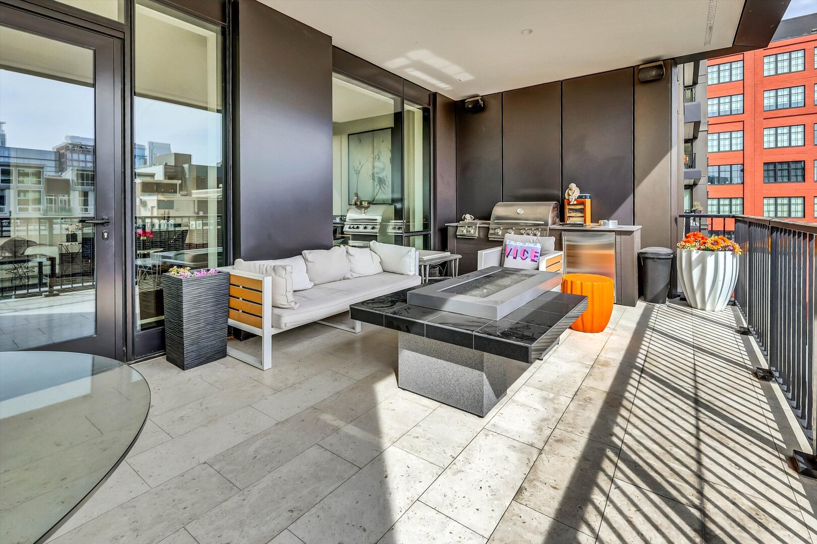 21 N May Street Unit: 501