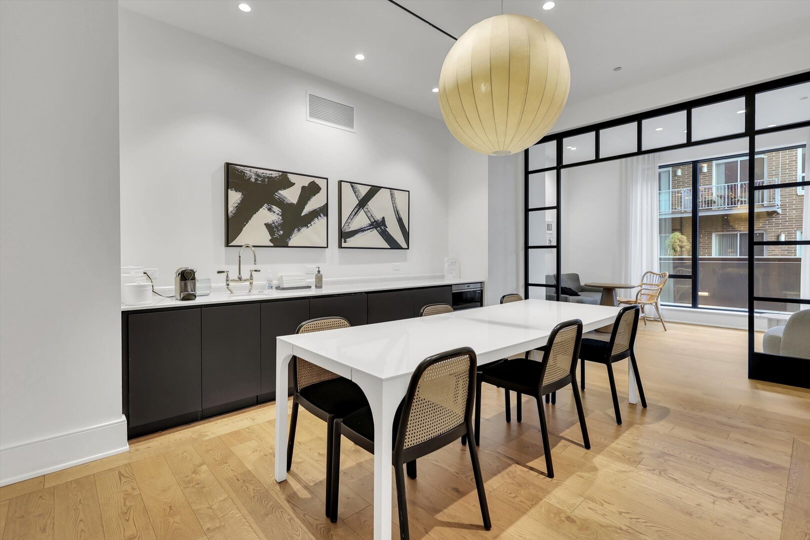 21 N May Street Unit: 501