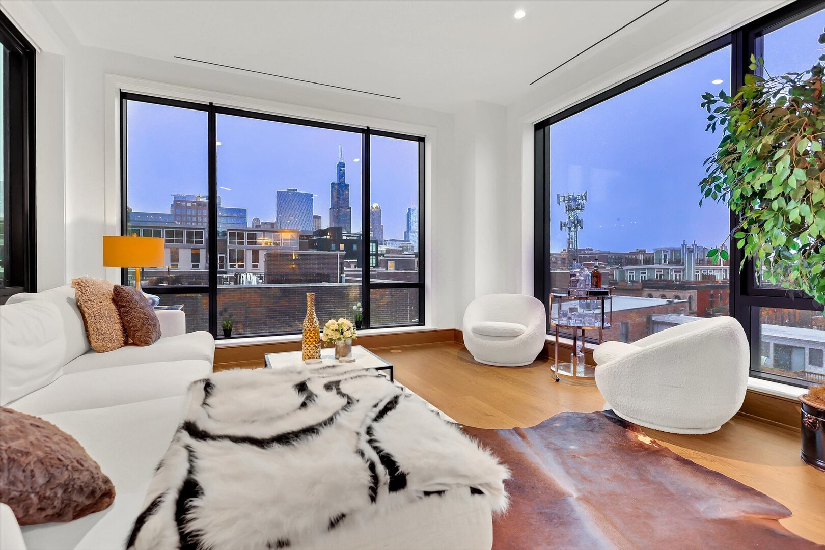 21 N May Street Unit: 501