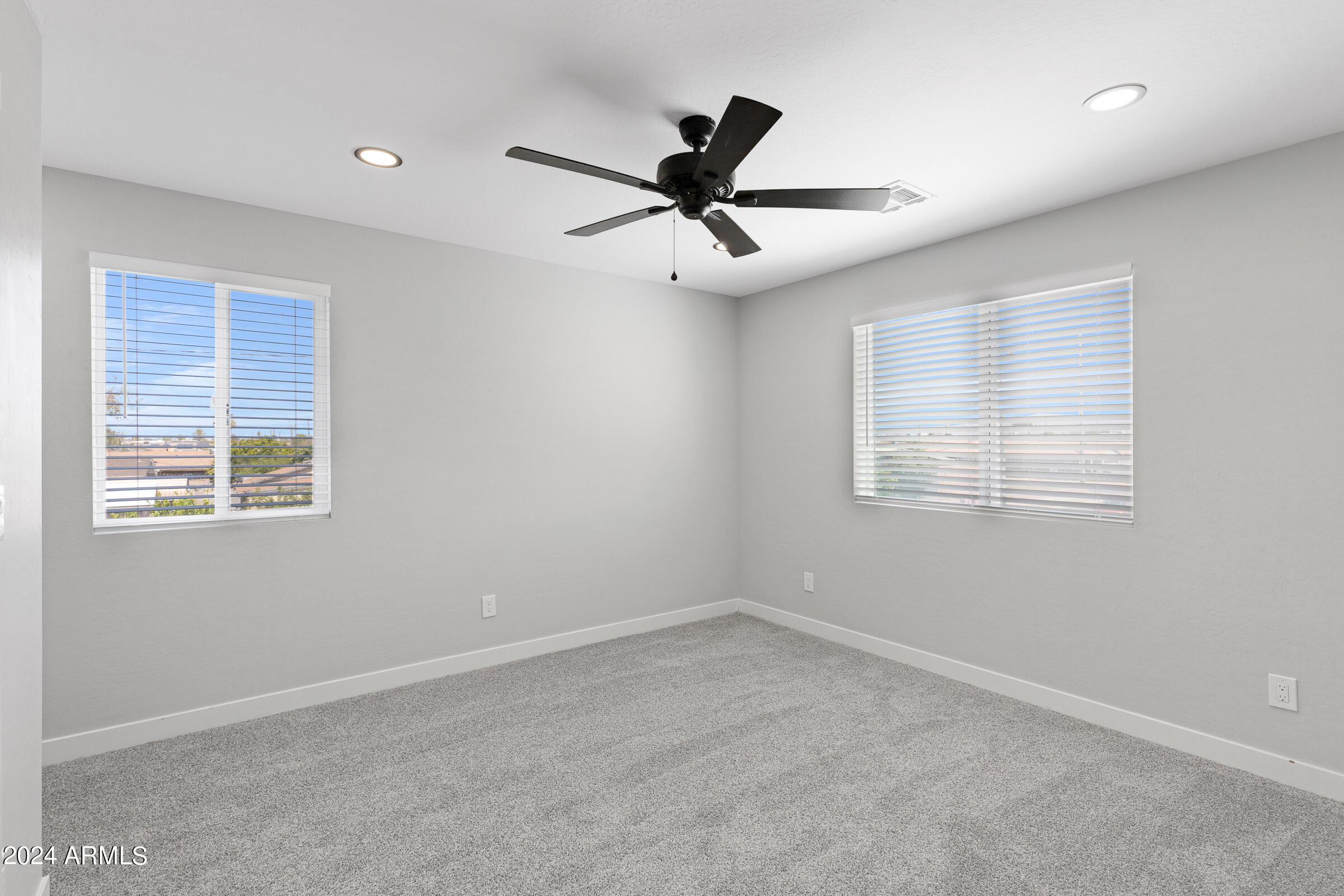 501 W MOHAVE Street
