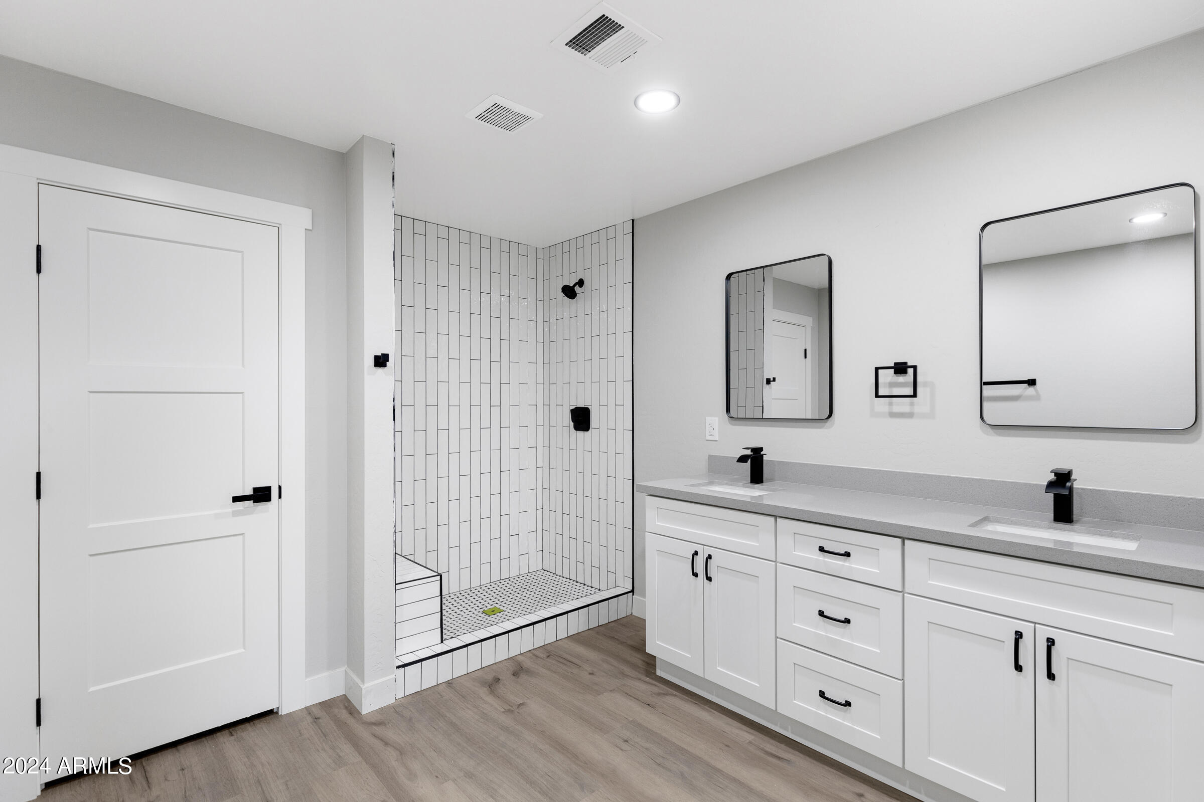 501 W MOHAVE Street