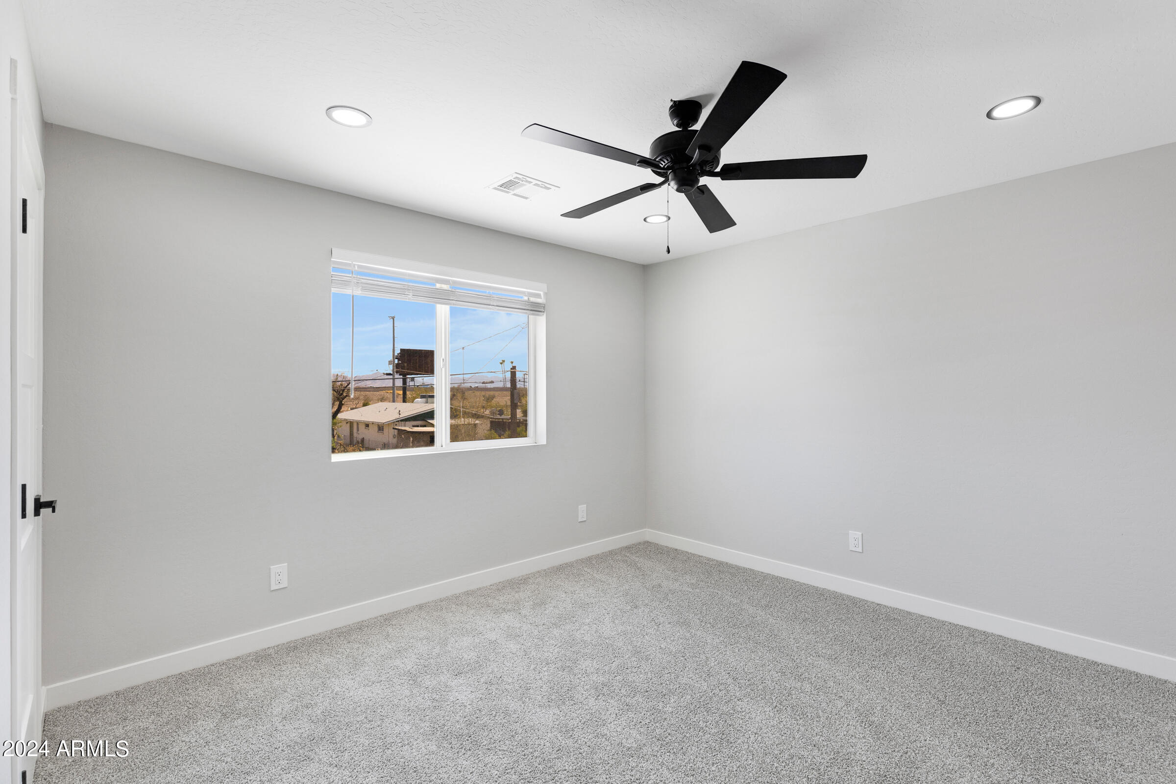 501 W MOHAVE Street