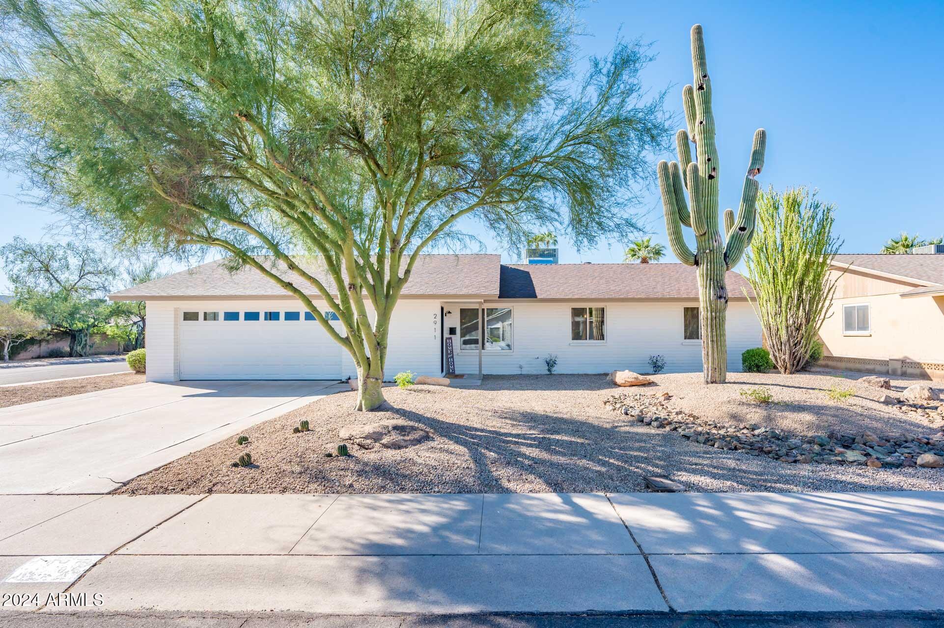 2911 E CORTEZ Street