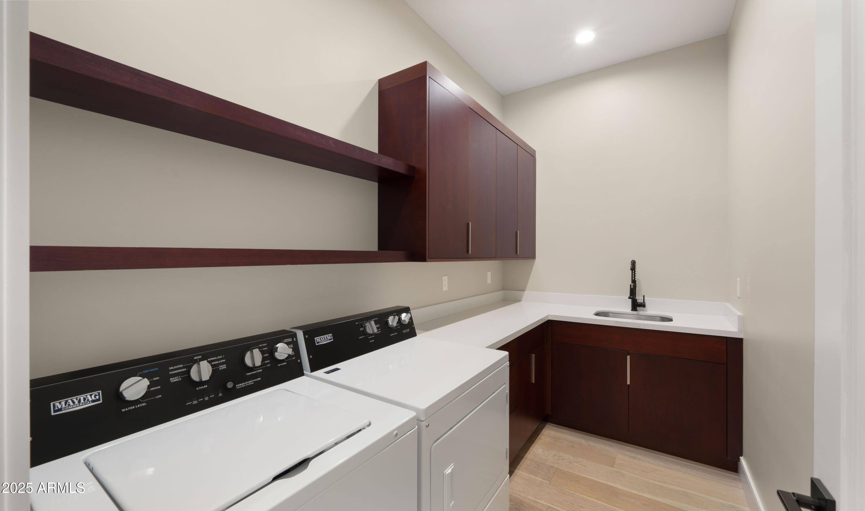 3331 N 24TH Place