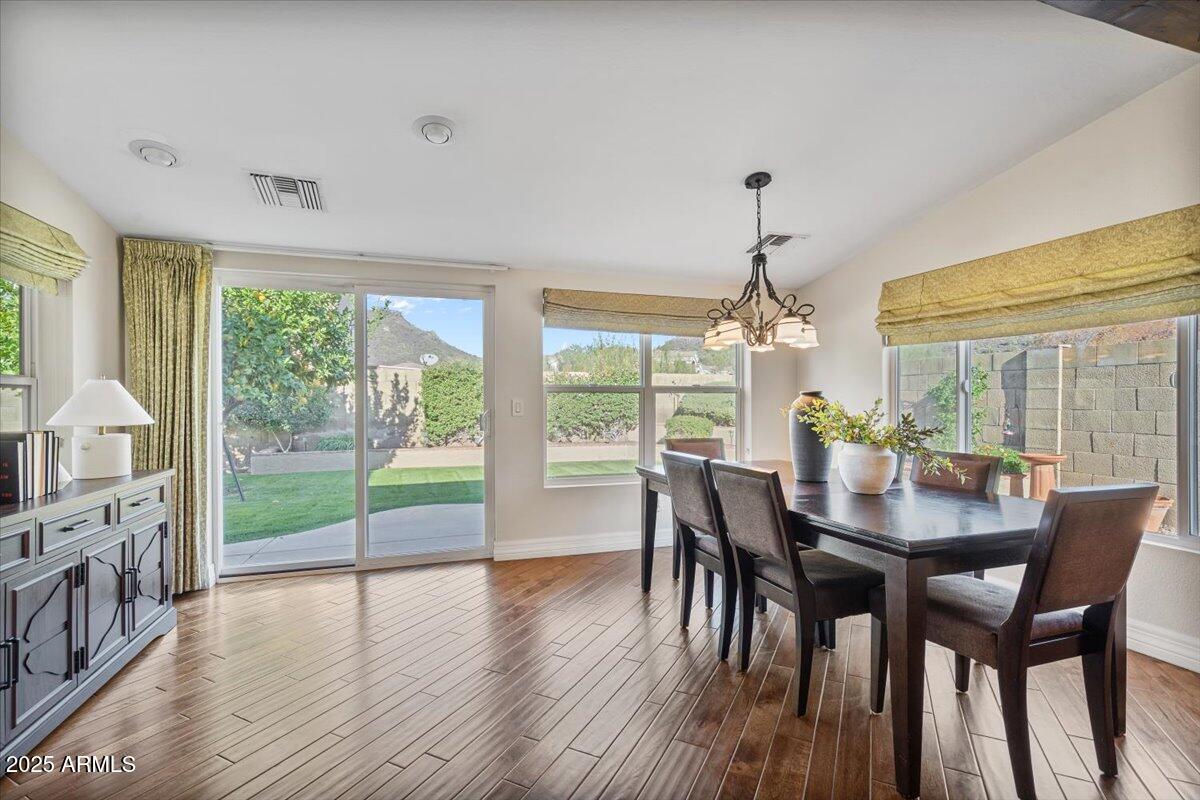 4436 W ESCUDA Drive