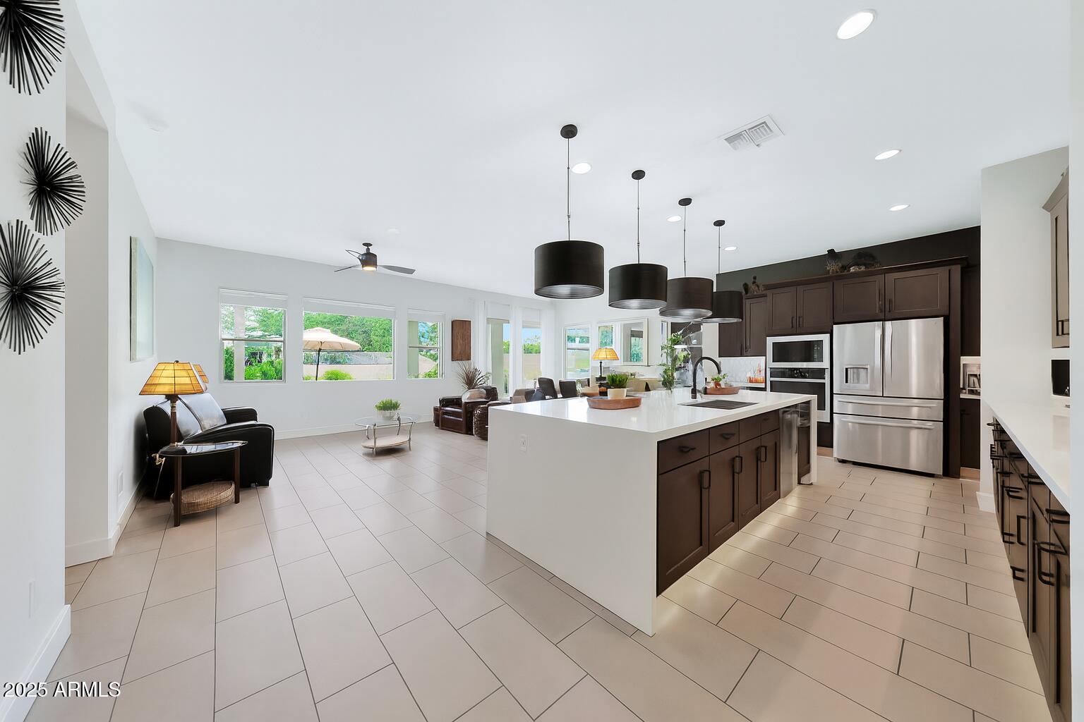 2028 E CHAMA Drive