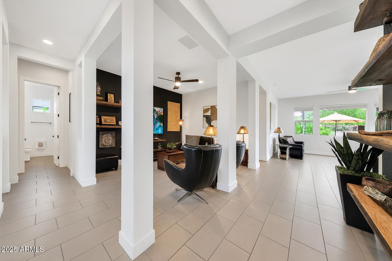 2028 E CHAMA Drive