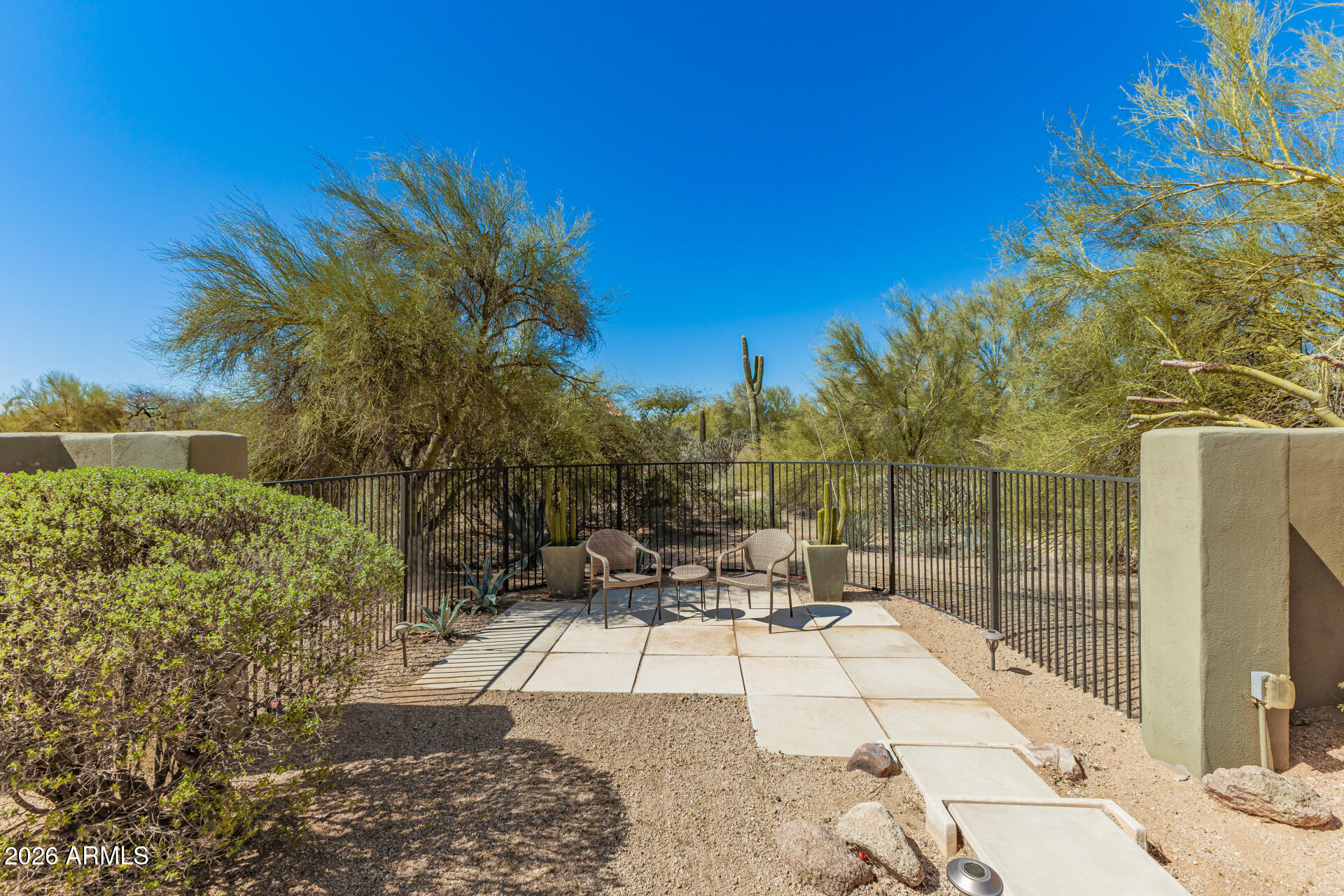 8118 E SADDLE HORN Road