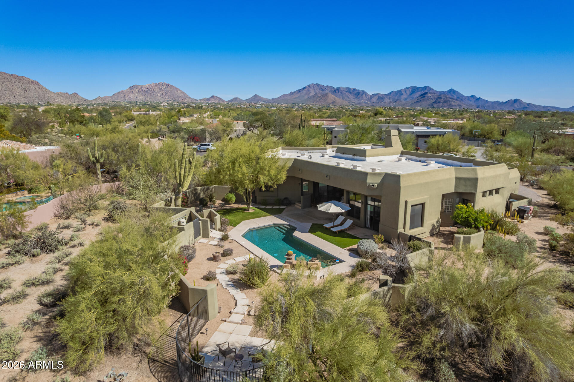 8118 E SADDLE HORN Road
