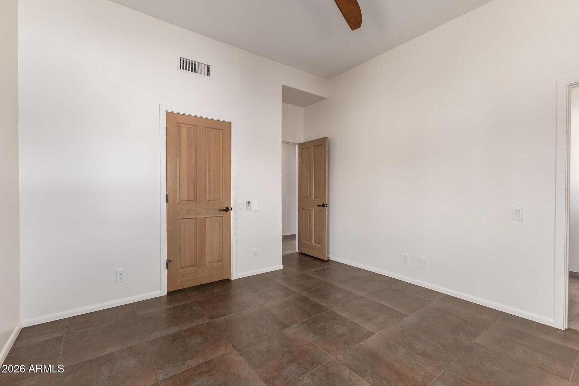 8118 E SADDLE HORN Road