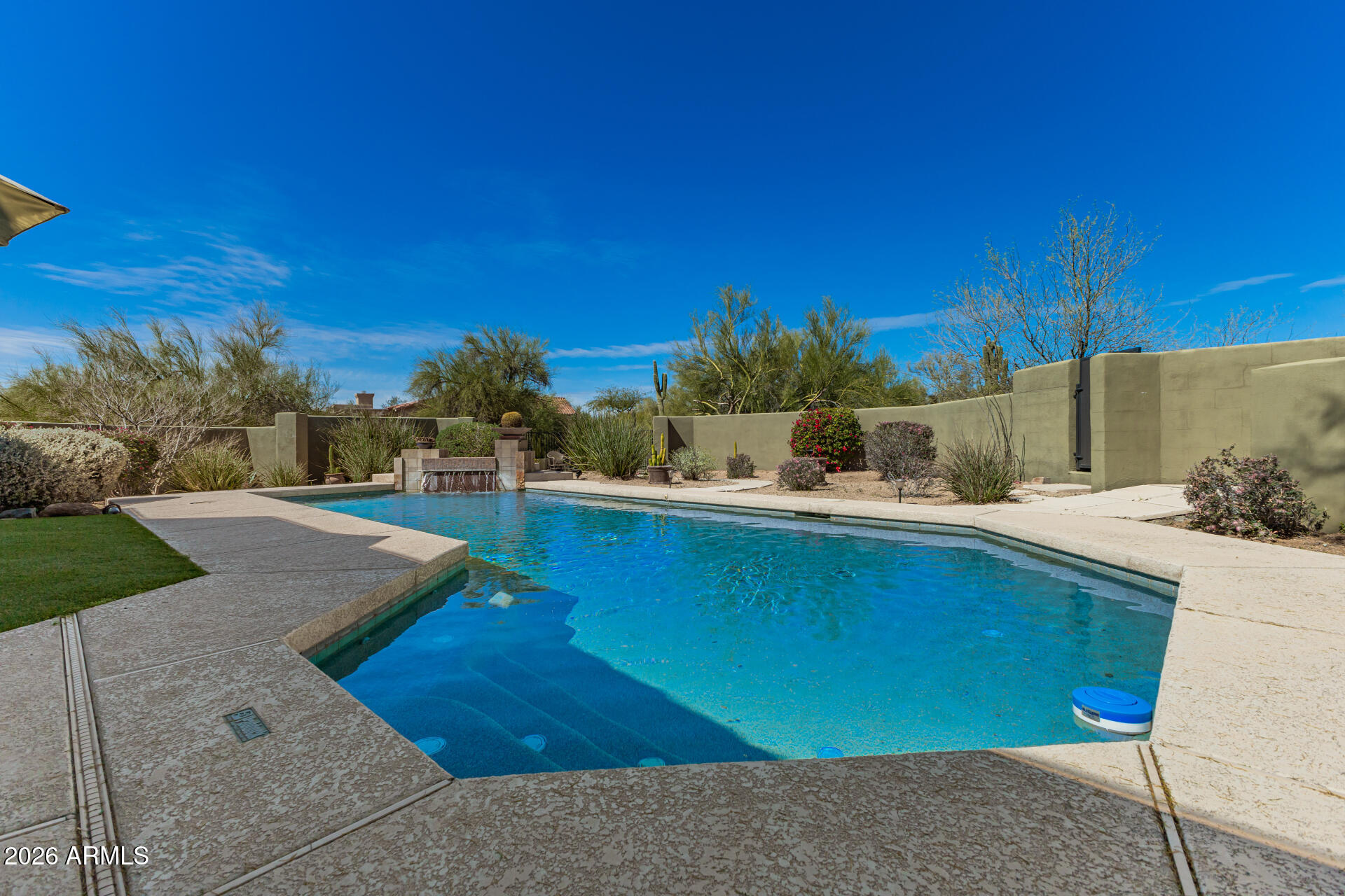 8118 E SADDLE HORN Road