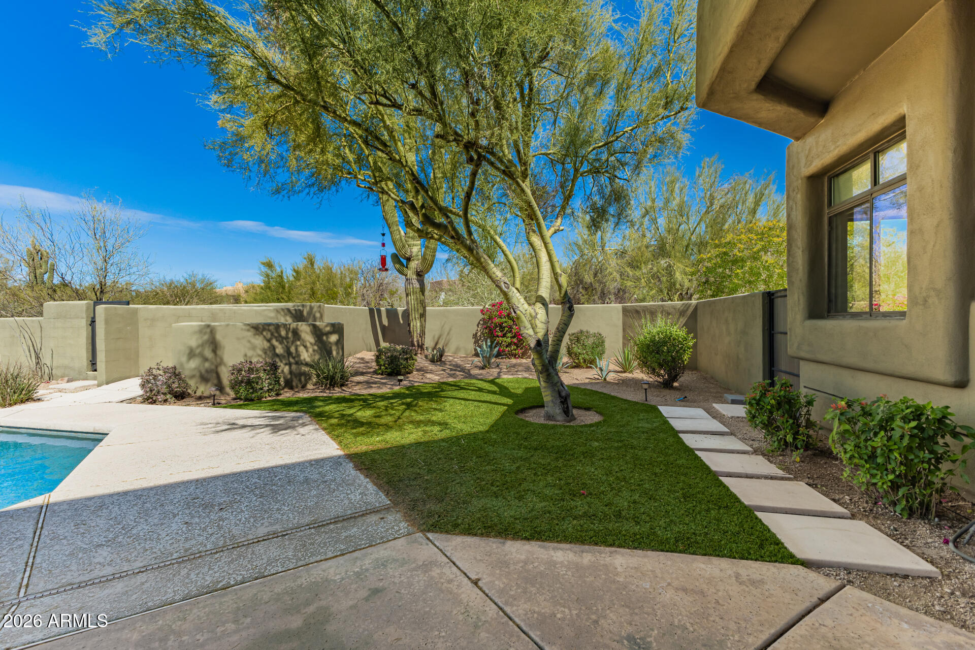 8118 E SADDLE HORN Road