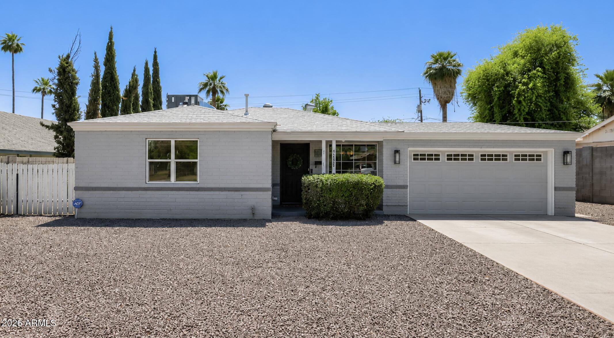 1809 W HEATHERBRAE Drive