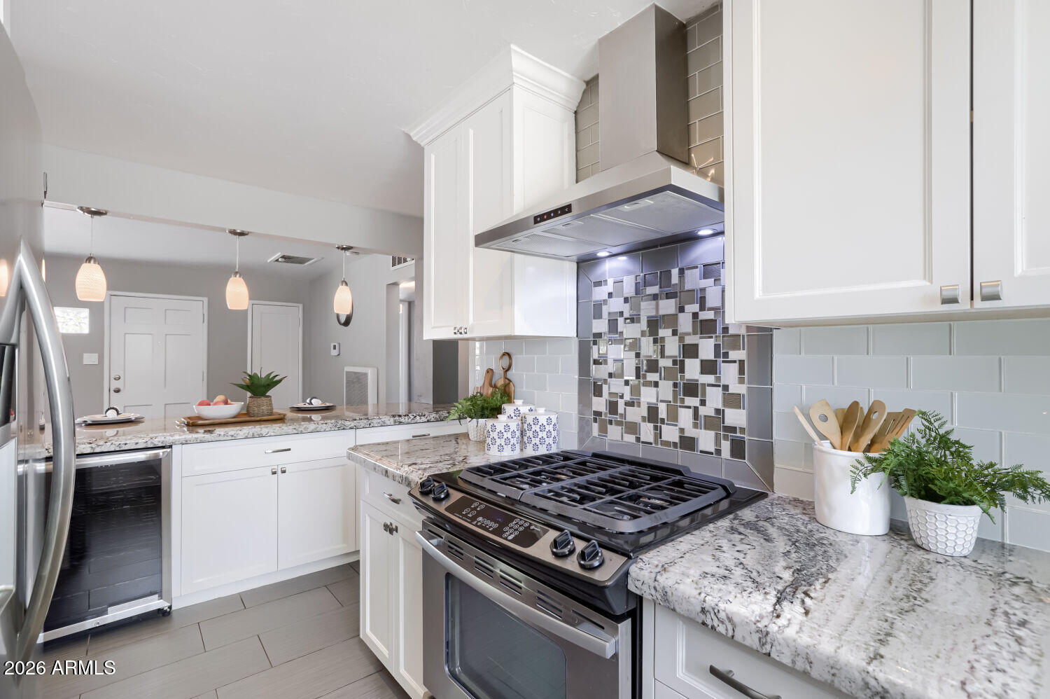 1809 W HEATHERBRAE Drive