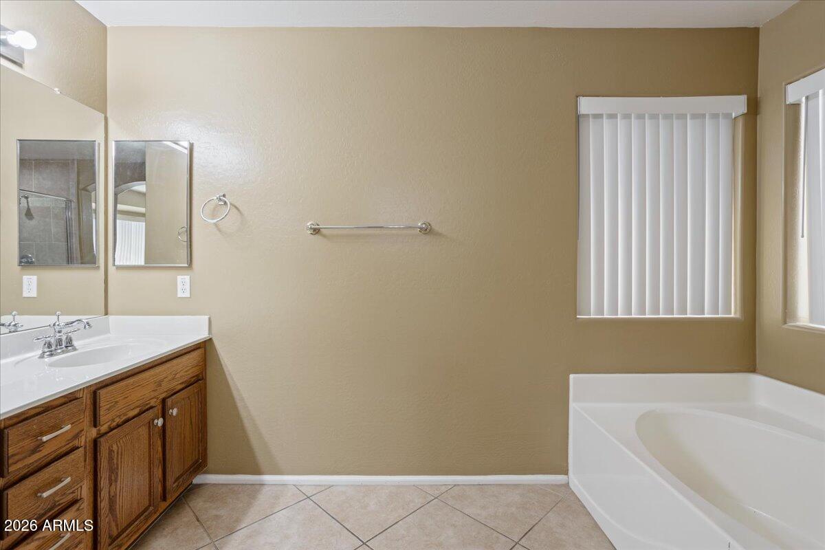16679 W SAGUARO Lane