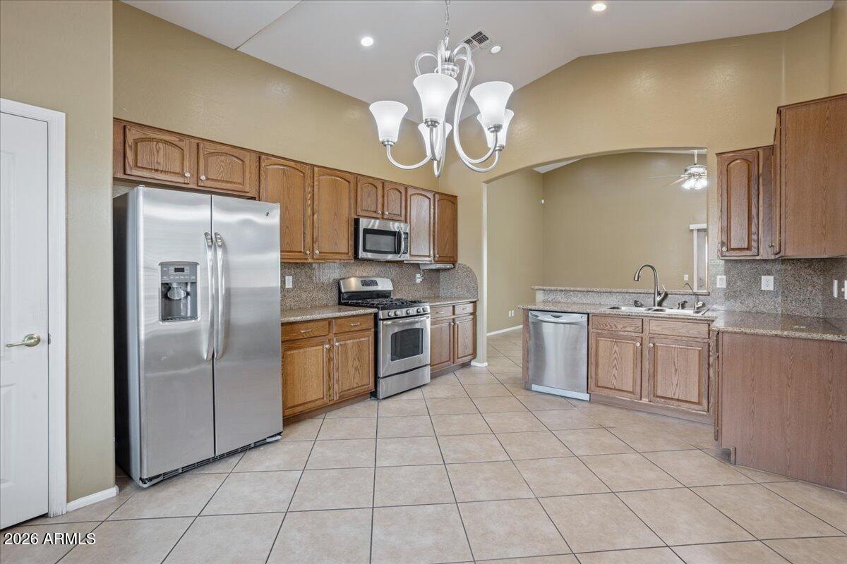 16679 W SAGUARO Lane