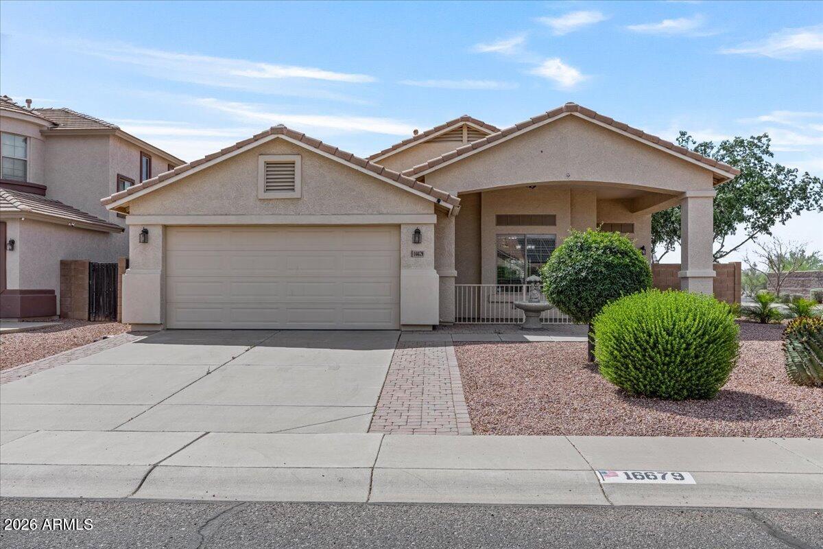 16679 W SAGUARO Lane
