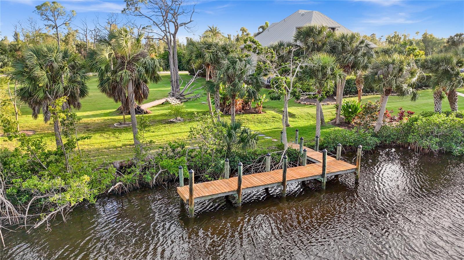 10180 CREEKSIDE DR