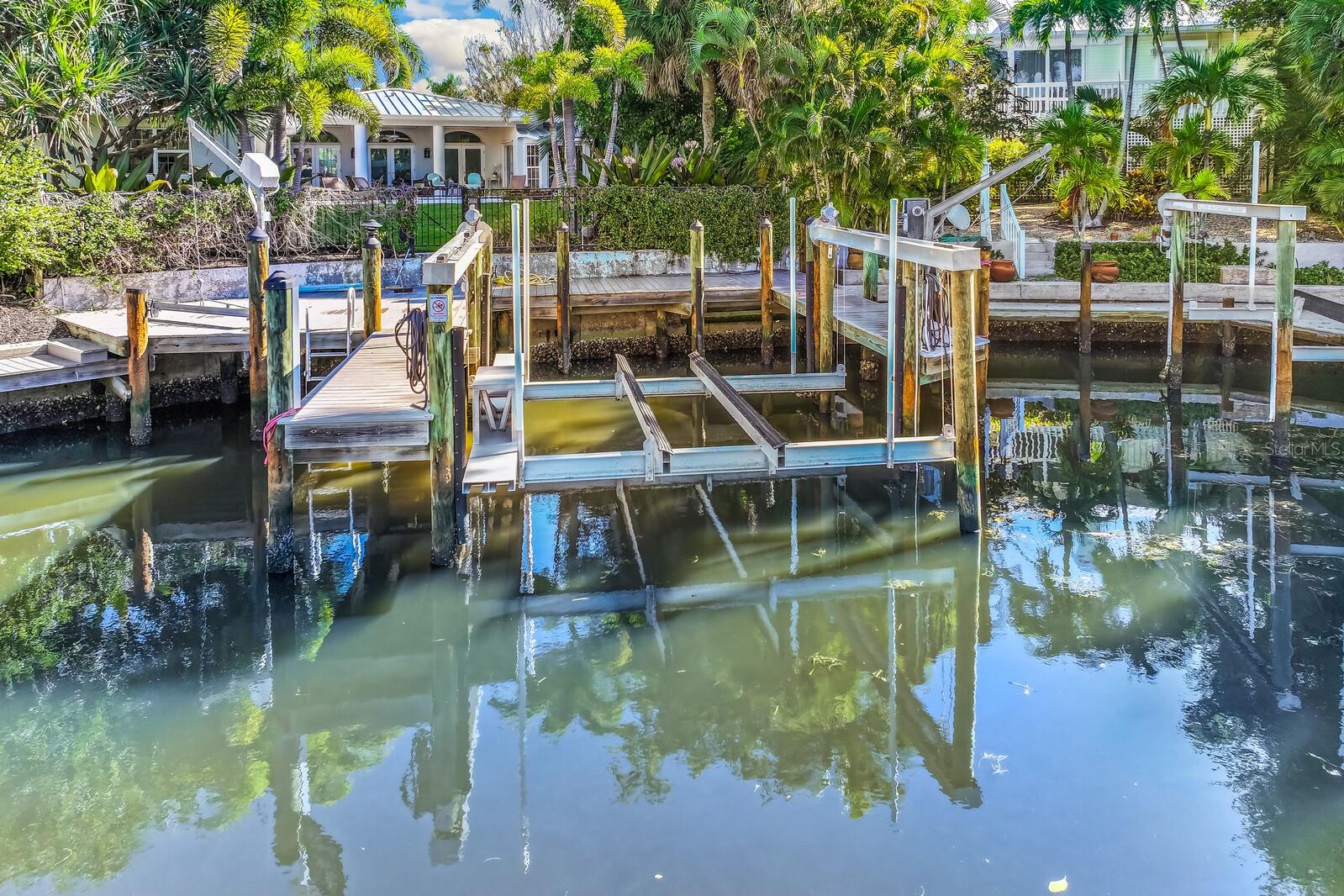 252 WATERWAYS AVE