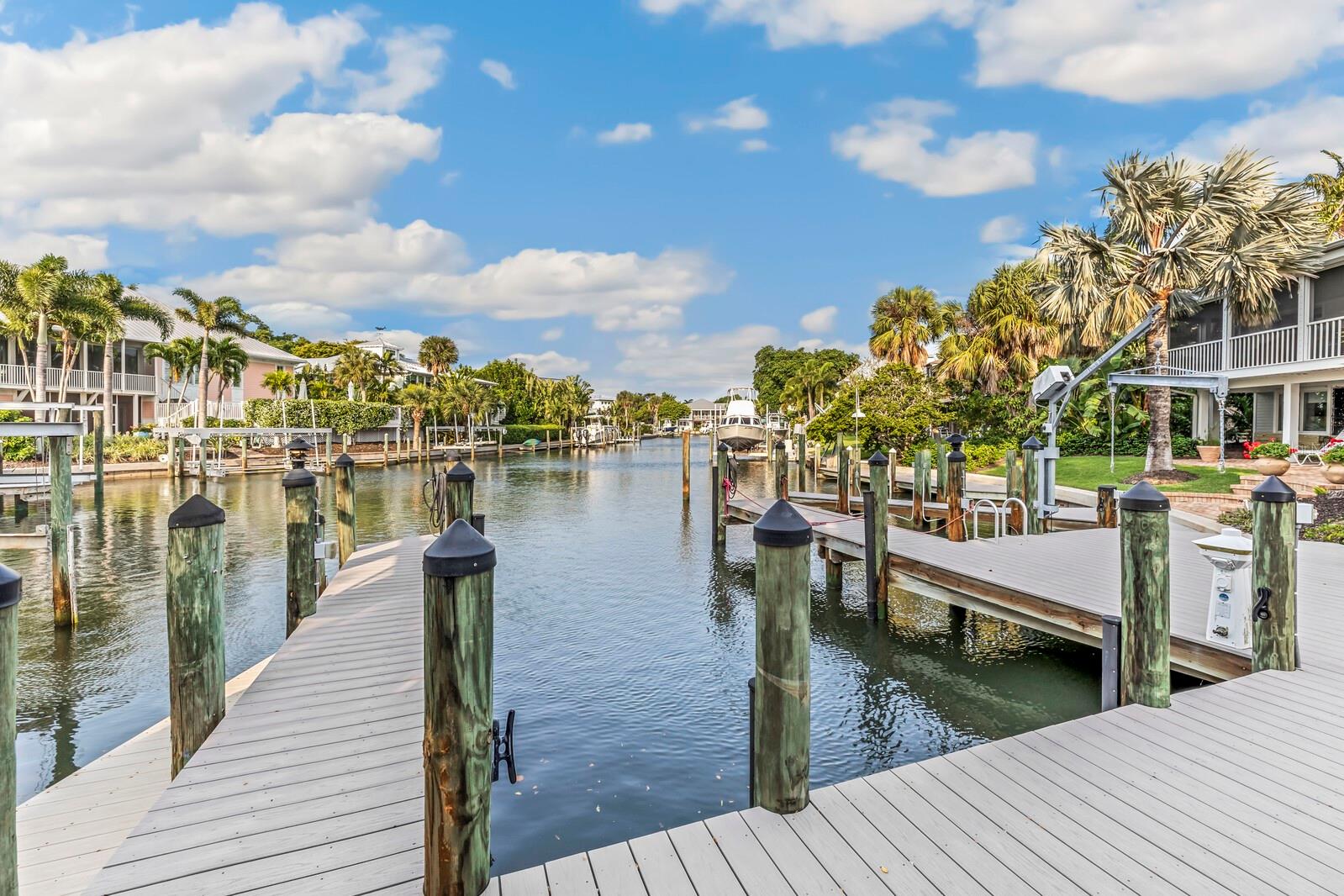 252 WATERWAYS AVE