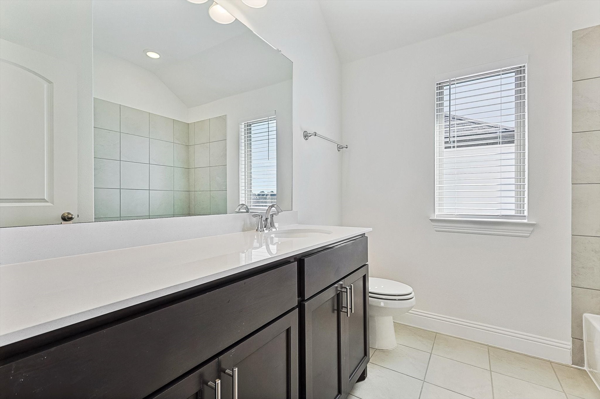 2704 Epping Way