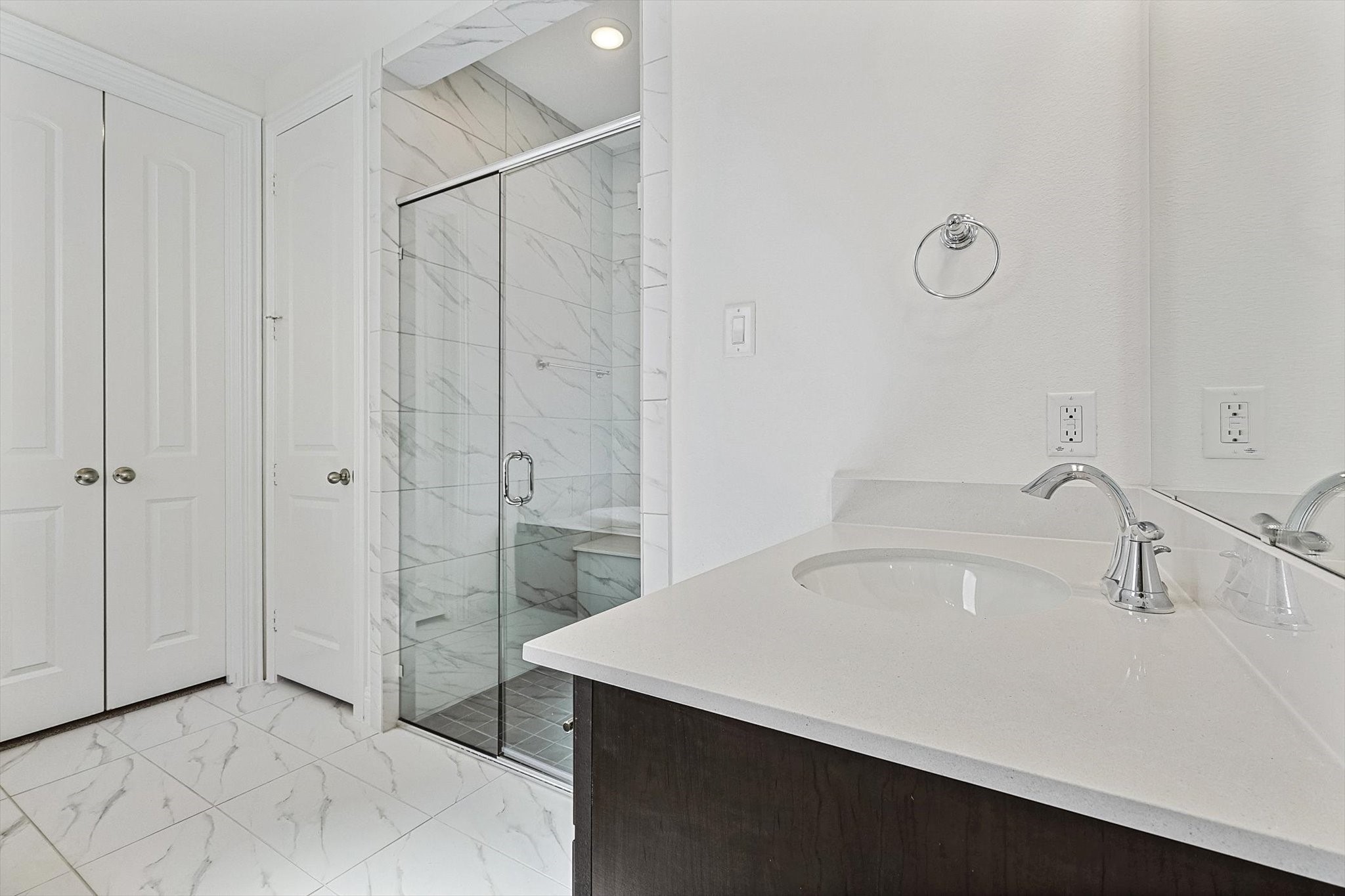 2704 Epping Way