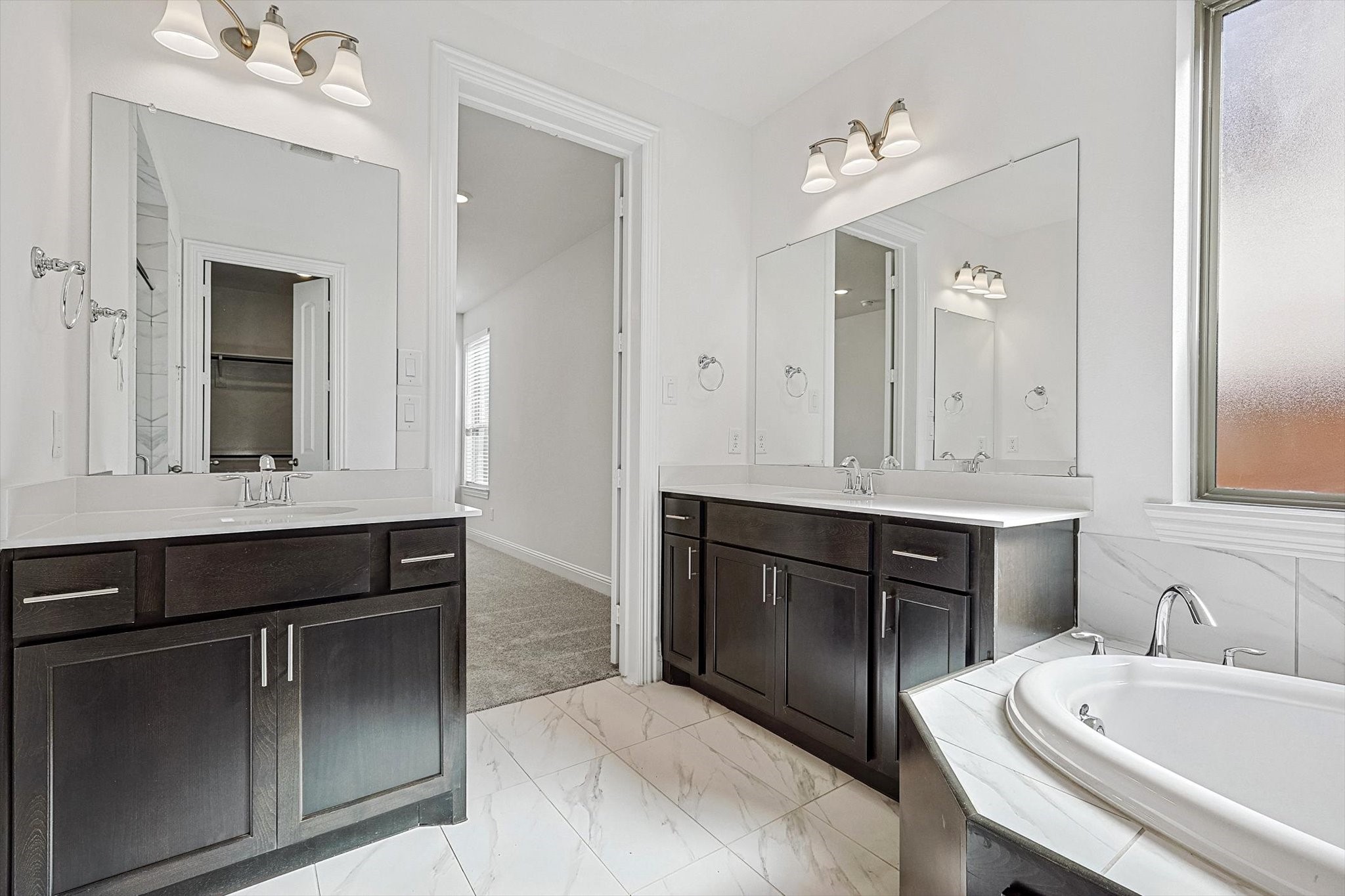 2704 Epping Way