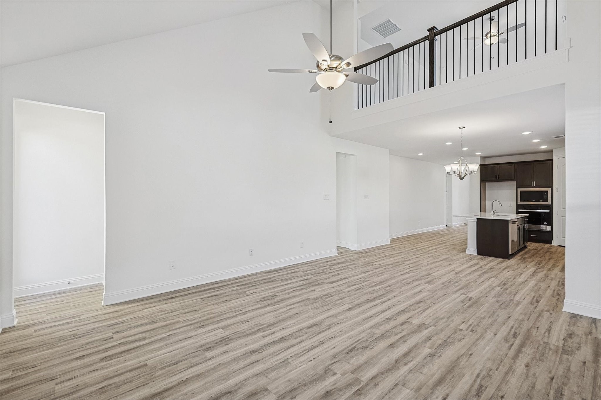 2704 Epping Way