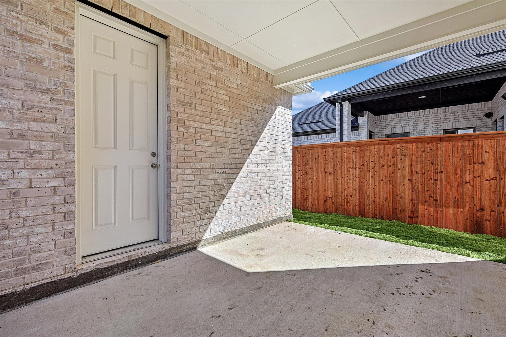 2704 Epping Way