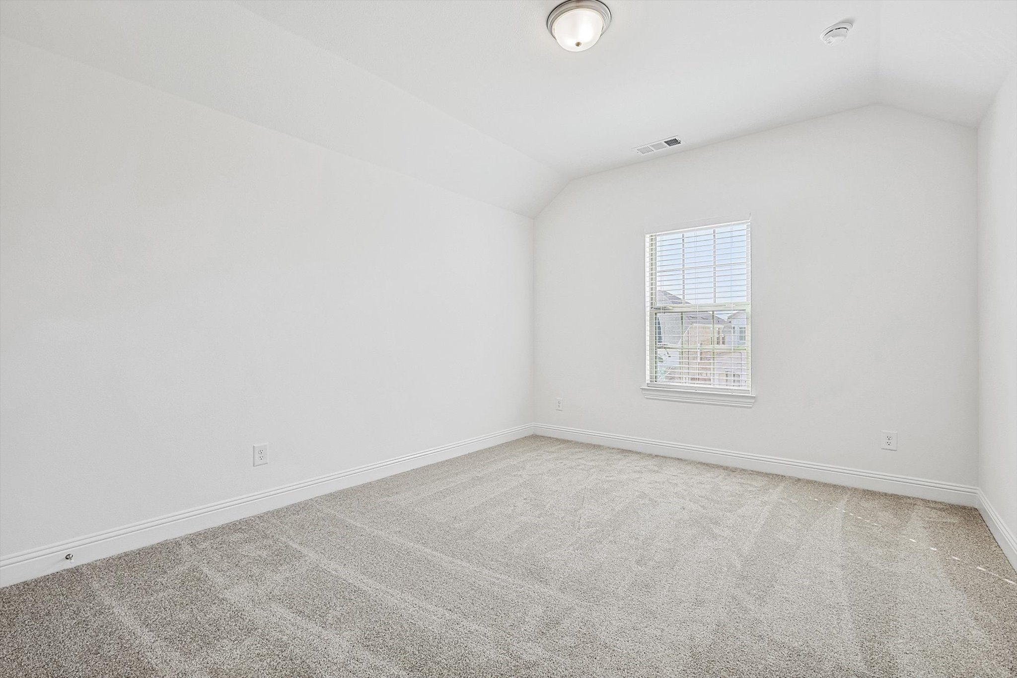 2704 Epping Way