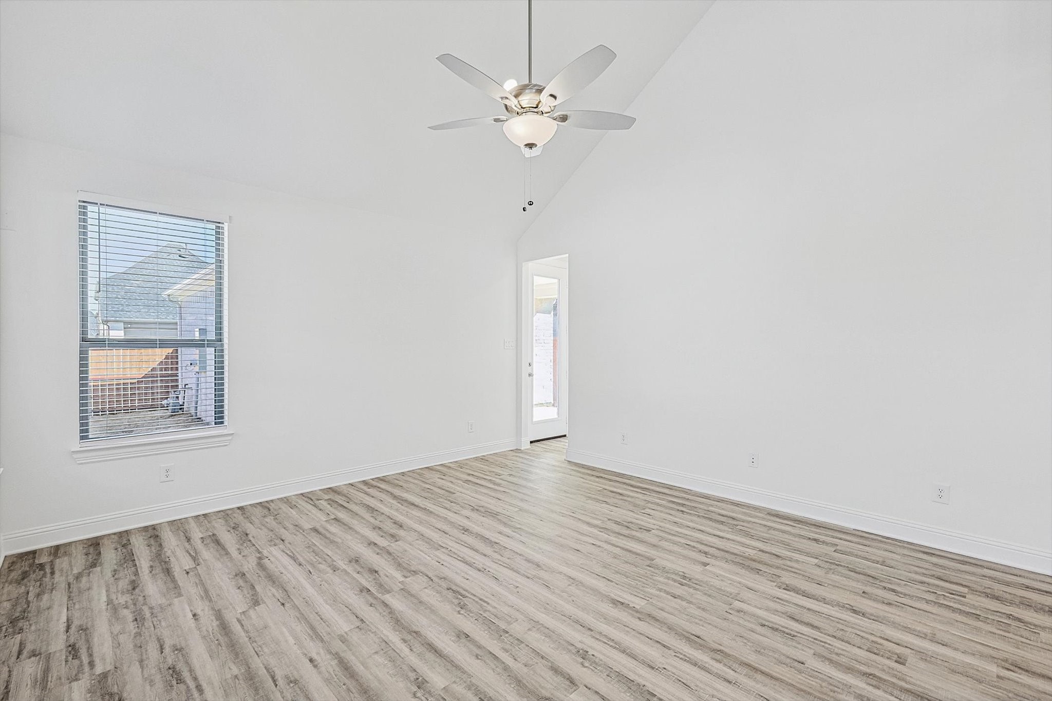 2704 Epping Way