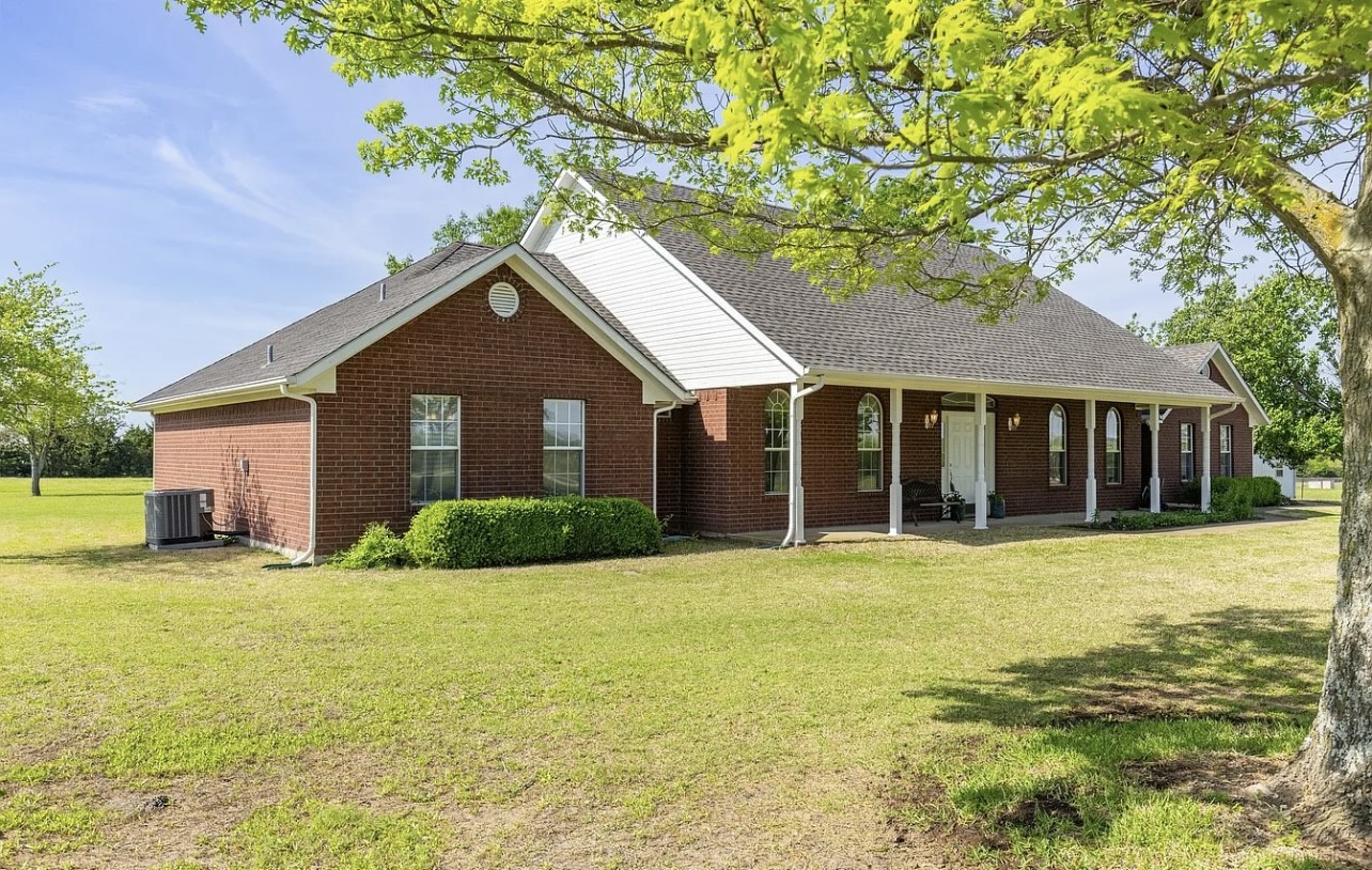 4223 County Road 2727