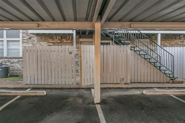 5111 Skillman Street 128