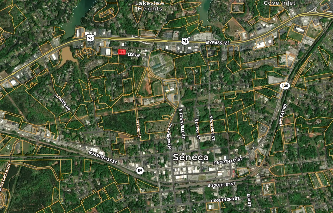 Aerial map of Seneca parcels, with the Lee Lane property highlighted in red near Highway 76.