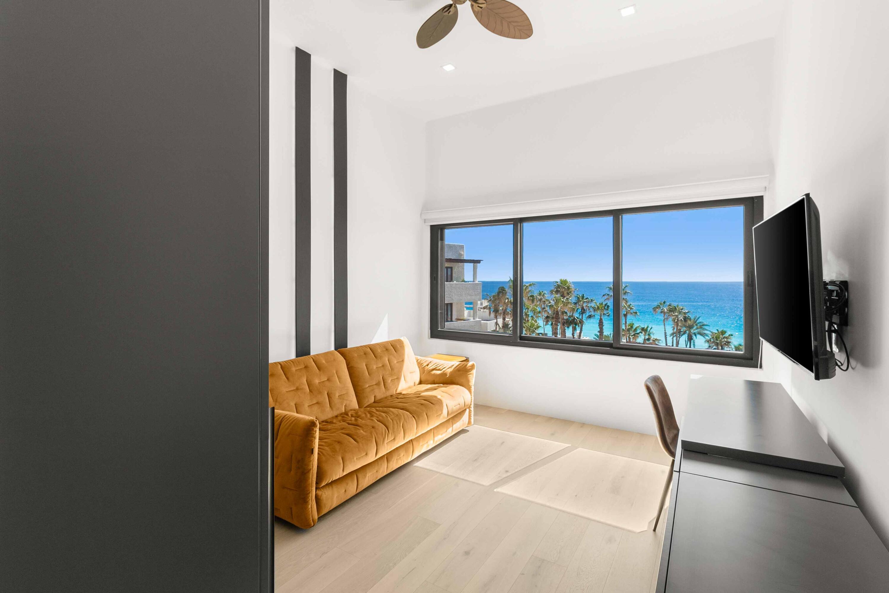 Penthouse Delfin 302 at Casa del Mar