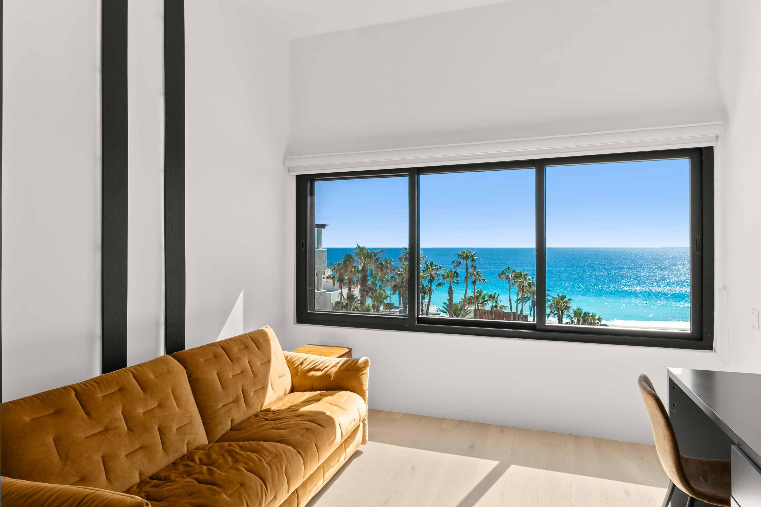 Penthouse Delfin 302 at Casa del Mar