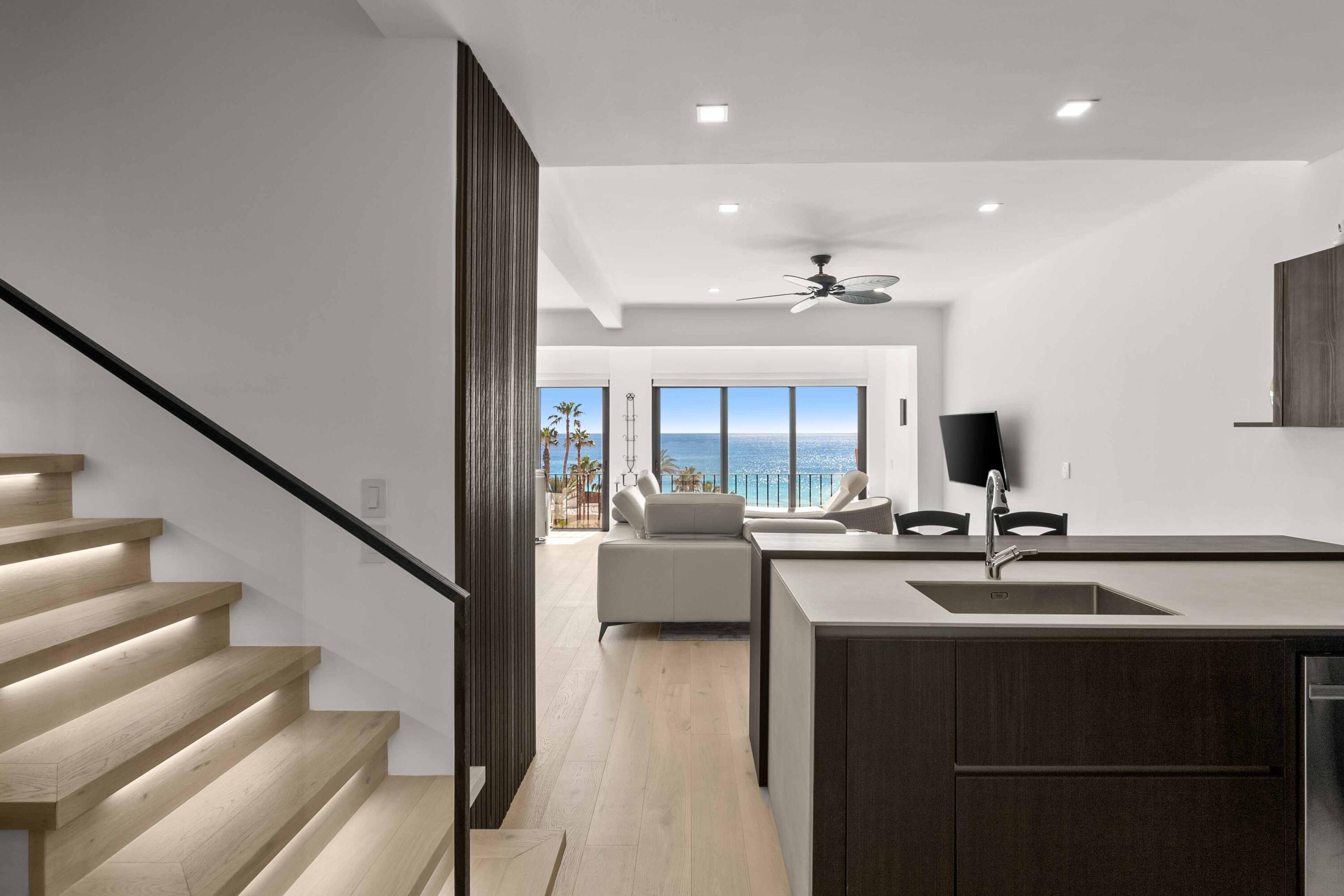 Penthouse Delfin 302 at Casa del Mar