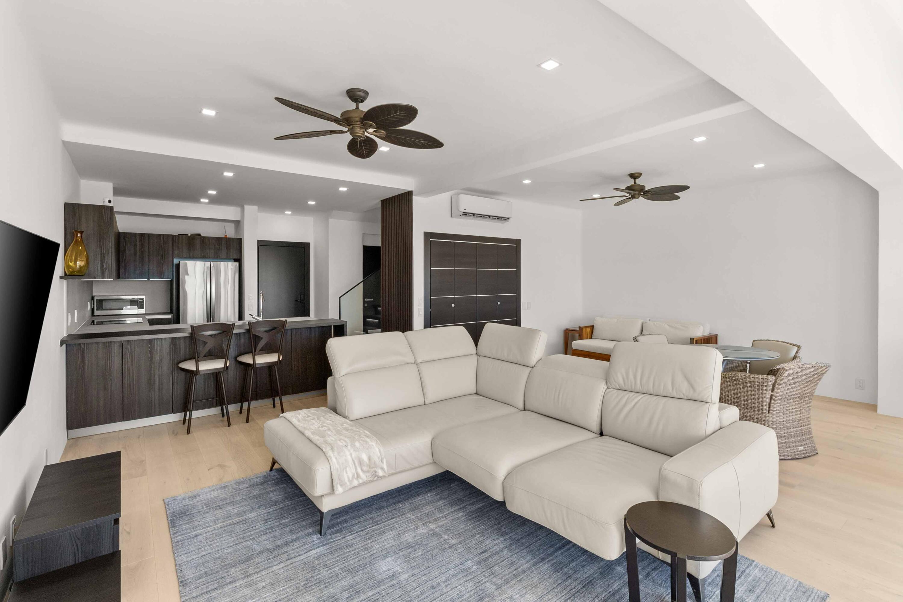 Penthouse Delfin 302 at Casa del Mar