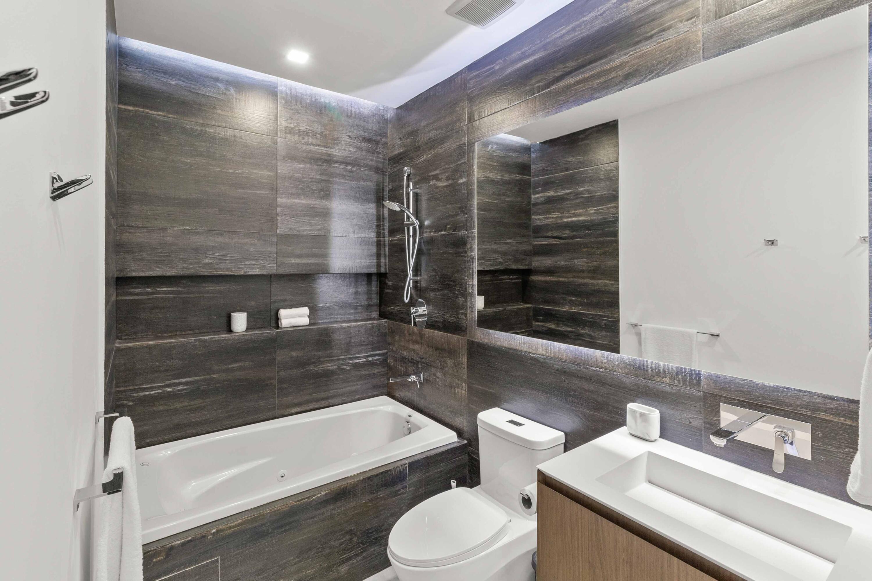 Penthouse Delfin 302 at Casa del Mar