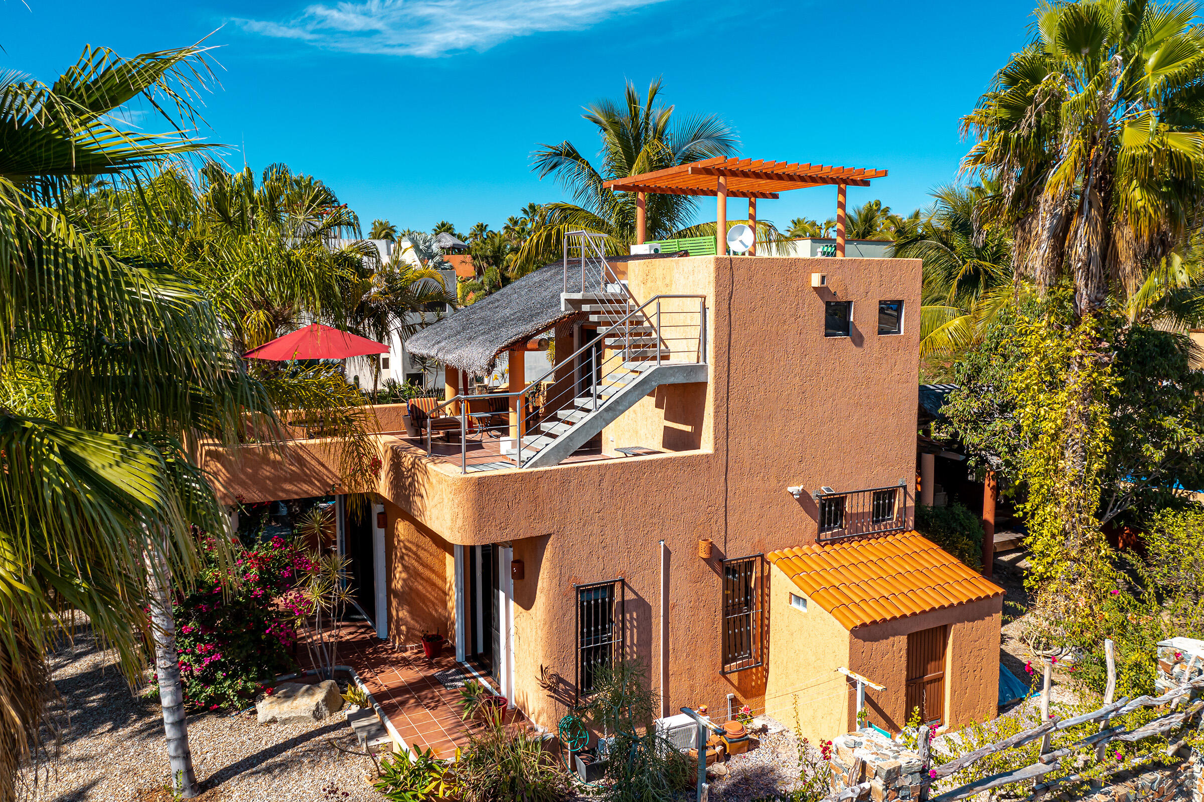 Casa Todos los Milagros