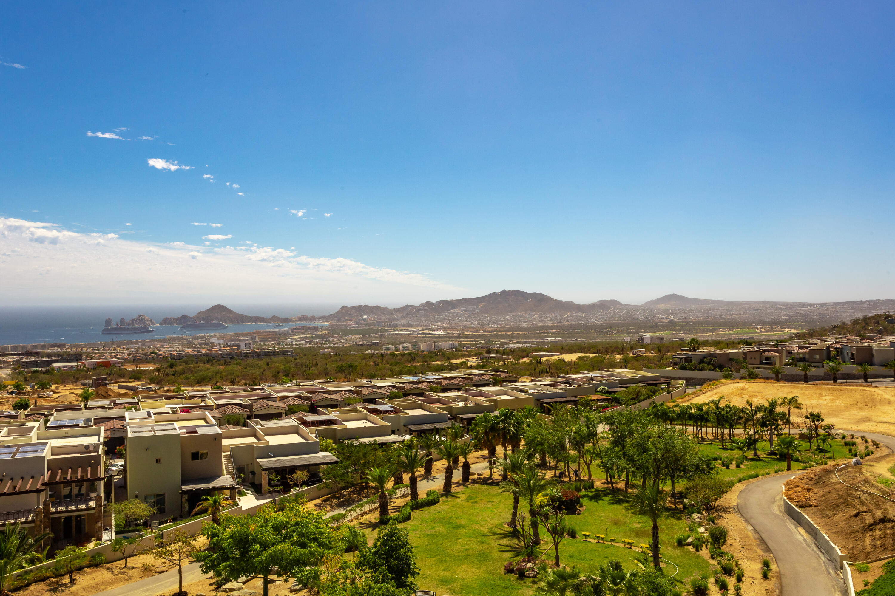 Penthouse 642 Ventanas 3B