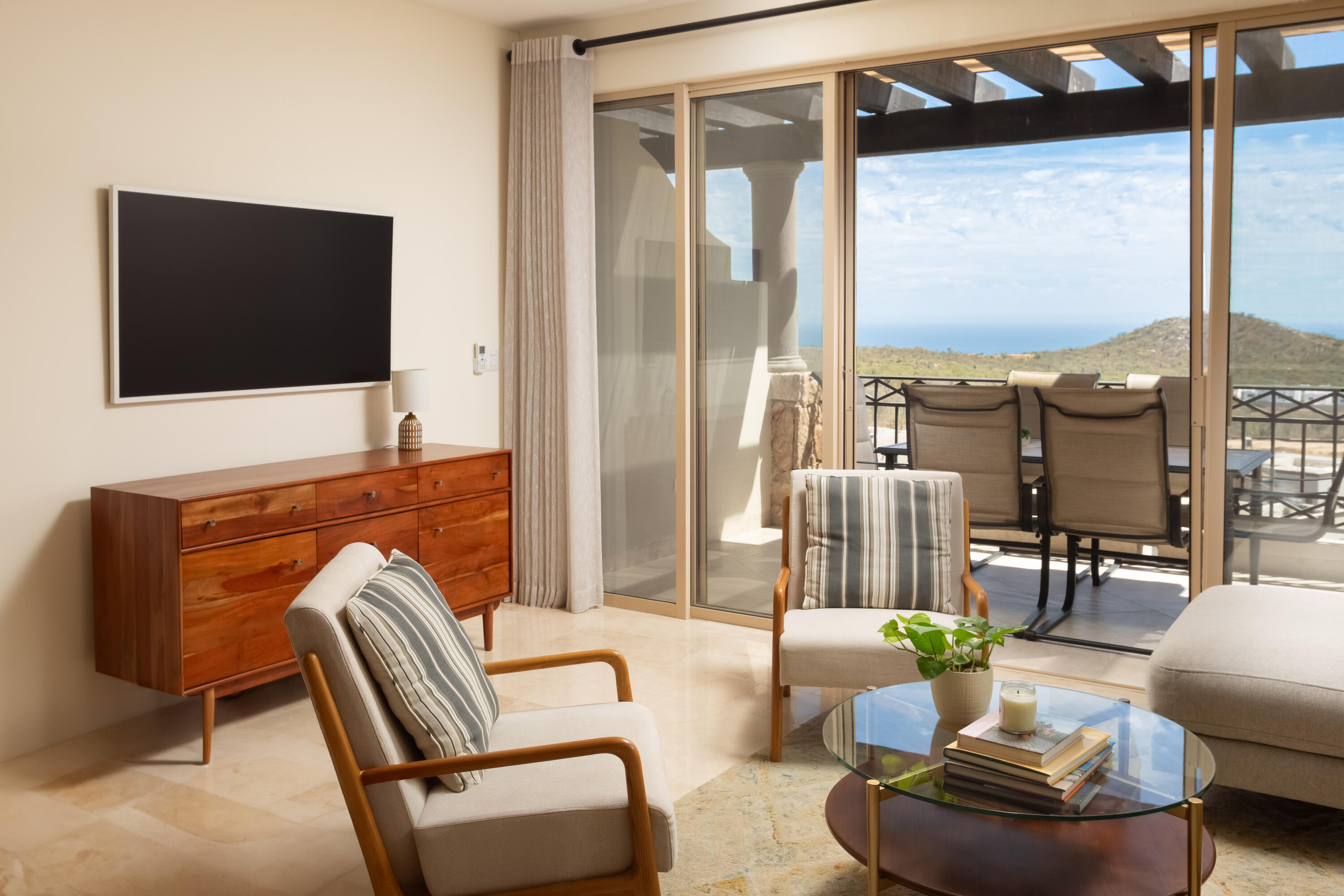 Penthouse 642 Ventanas 3B
